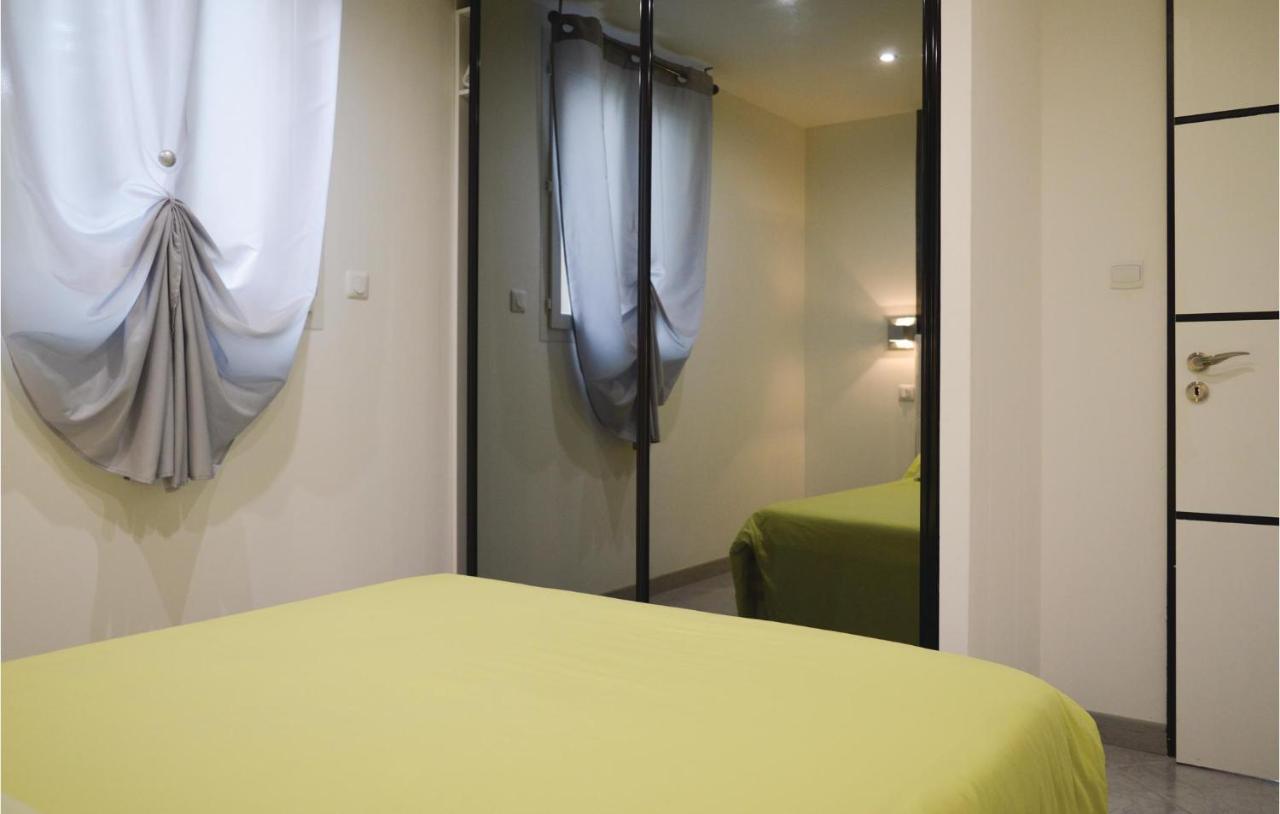 Nice Home In Ville Di Paraso With Wifi ภายนอก รูปภาพ